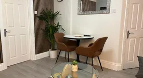 Cosy & Exclusive 1bd Crumpsall Flat, Sleeps 4 - Image 4