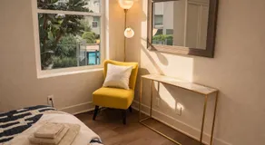 1 Bedroom 1 bathroom Pool View Balcony Kitchen Free Parking - Image 4