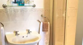 Ferintosh Guest House - Image 5