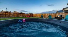 Near Airport, 3BR, Stock Tank Pool, Mini-Golf, Game Rm - Image 4