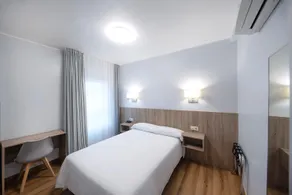 Hotel Pantón - Image 2