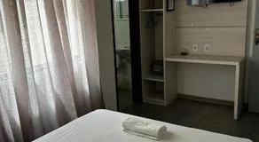 HL Hotel - Image 3