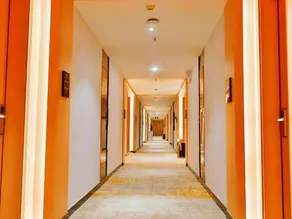 Jiuqing Hotel - Image 5