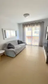 Cozy room perfect for two guests - Image 2