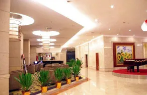 Glory Hotel - Image 5