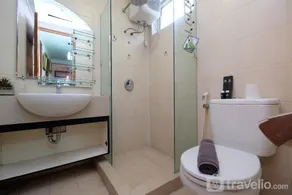 Cozy and Nice 2BR Apartment at Maple Park Sunter By Travelio - Image 2