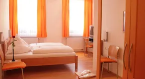 Gasthof Hotel Bauer - Image 2