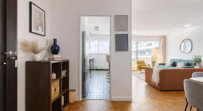 Apartment with balcony, La Défense - Paris - Image 2