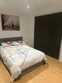 Self-contained en-suite room very close to Wembley stadium - Image 2
