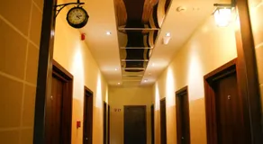 Hotel 7 - Image 5