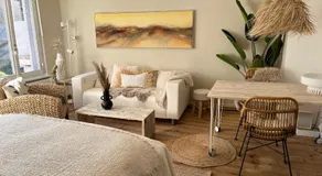 Beach Style Apartment - Image 2