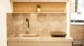 Santa Barbara Central Suites - Image 4