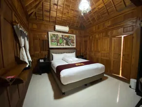 Deluxe Room - Image 5