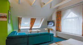 Hotel Ideal - Image 2