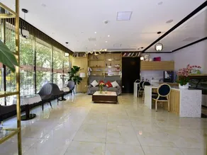 Longchen Holiday Hotel-close to Xintiandi and Huaihai Middle Road - Image 2