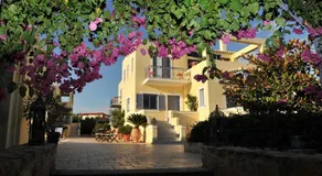 Fistikies Holiday Apartments - Image 5