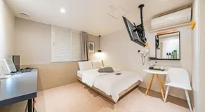 Hotel Yam Bucheon Station - Image 2