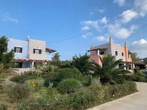 Sunset Apartments - Image 4