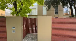 Two Bedroom Townhouse at Box Hill Centre - Image 1