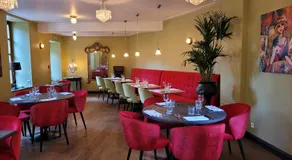 Hostellerie du Chateau Bellenaves - Image 2