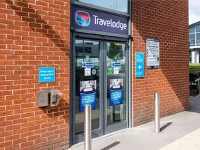 Travelodge Camberley - Image 5