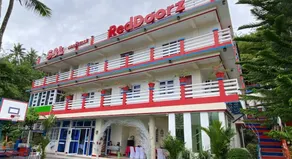 RedDoorz at S and L Apartelle Daraga Albay - Image 4