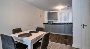 One-bedroom ground floor apartment in Birmingham with parking - Image 5