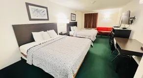 Pinckneyville Inn and Suites - Image 2