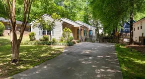 RARE Downtown Matthews walk 2 shops restauraunts hike CLT 2 Bedroom not 3br - Image 5