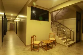 The Cult Hotel - Image 3
