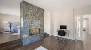 Near Airport & Outlet & ONT Field 6 bedroom large house - Image 2
