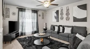 Roomy Getaway Elevate Your Stay, 6 Mins to RIC - Image 2