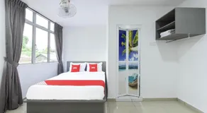 Song 99 Hotel - Image 2