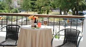 HOTEL AGNI -ENOIKIAZOMENA DIAMERIZMATA - Image 3