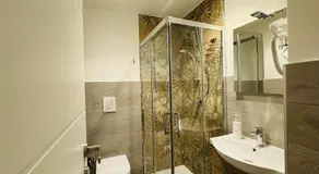 Hostel Mancini Naples - Image 2