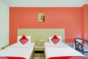 SK FIRST TRANSIT HOTEL Shamshabad - Image 2