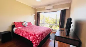 Cozy, quiet private room in shared house, Lalor - Image 2