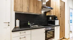 Modern apartment next to subway station - Image 2