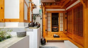 Numaru Stay - Luxury Private Hanoks in Seochon, Seoul - Image 2