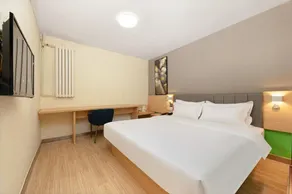 7 Days Inn West Gate of Taiyuan University of Technology - Image 5