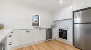 CBD Gem - Stylish Studio Escape for 2 - Image 3