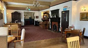 The Bull Hotel - Image 2