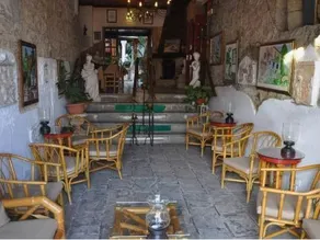 Kiniras Traditional Hotel & Restaurant - Image 4