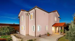 Beautiful Apartment In Kostrena - Image 4