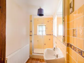 Vintage Holiday home in Welshpool with Garden - Image 4