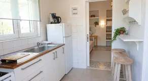 Sunny yard apartments - Image 3