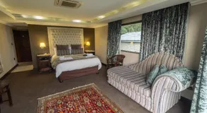 Kosmos Lodge - Image 2
