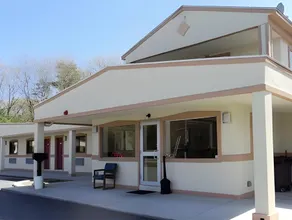 Skyview Motor Inn - Image 4