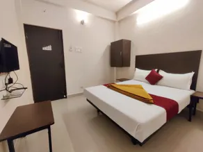 Super Hotel O Red Moon Residency - Image 4