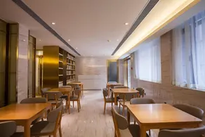 HUAYU Hotel (Dalian Xi'an Road Subway Station) - Image 2